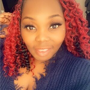 Meet your Posher, Ashley